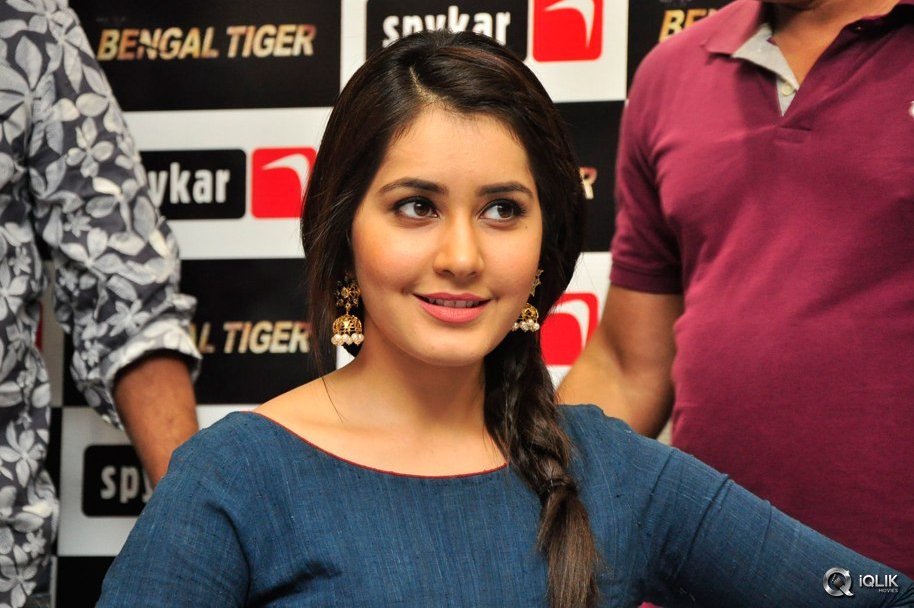 Bengal-Tiger-Movie-Team-Spykar-Store-Jubilee-Hills
